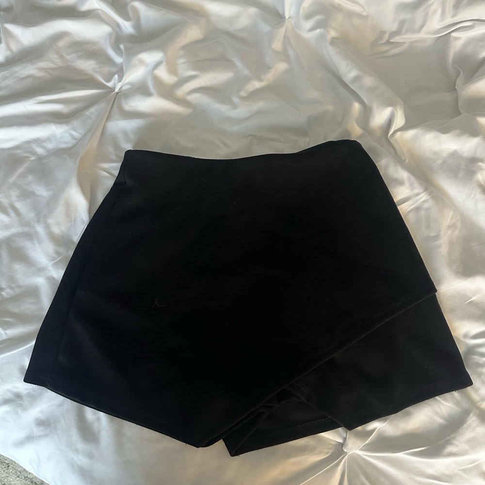 Lulus Black Mini Skort